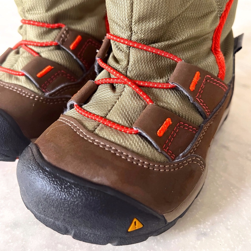 Keen Toddler Chukka Boots, Size 6